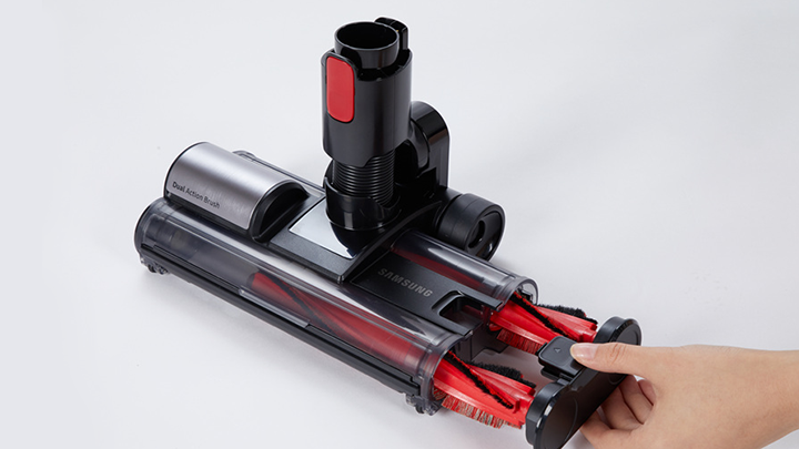 ‘이지클린(EZClean)’ 기술이 적용된 먼지통과 브러시는 유지 보수가 용이하도록 디자인