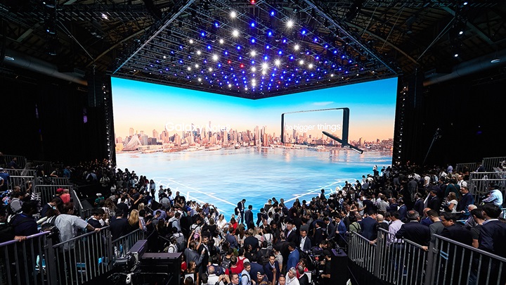 갤럭시 노트8 언팩 무대