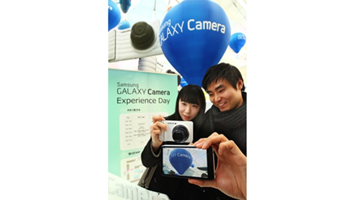15일 삼성동 코엑스 센트럴 프라자 만남의 광장서 갤럭시 카메라 특화된 기능 체험 기회 및 다양한 볼거리 제공