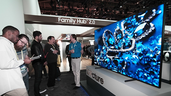 CES 2017서 QLED TV, 크롬북 등 최고 제품상 휩쓸어