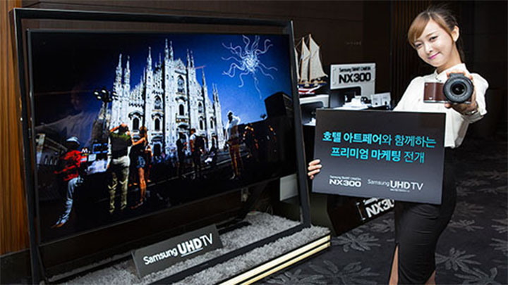 '아시아 호텔 아트페어 서울 2013' VIP 라운지에 85형 UHD TV와 스마트카메라 NX300 체험존 마련