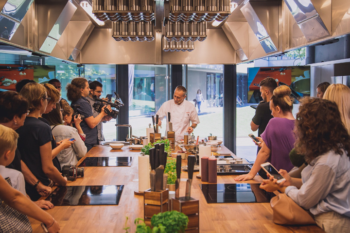 삼성전자 폴란드 빌트인가전 쇼룸 오픈