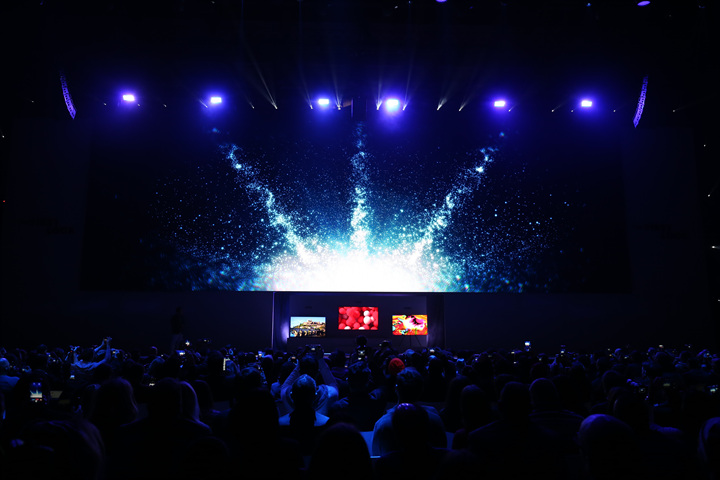 First Look New York 2018 at the American Stock Exchange on Wednesday, March 7, 2018 in New York. (Photo by Mark Von Holden/Invision for Samsung/AP Images)