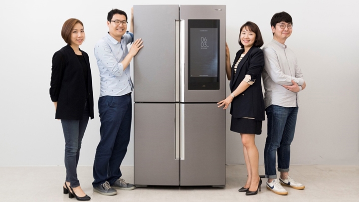 '인체역학은 물론 마음까지'…패밀리허브에 담긴 인간공학 디자인 | SAMSUNG NEWSROOM '인체역학은 물론 마음까지'…패밀리허브에 담긴 인간공학 디자인 | SAMSUNG NEWSROOM