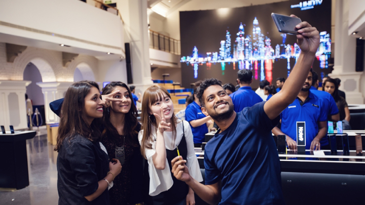 삼성전자, 인도에 모바일 체험 스토어 ‘삼성 오페라 하우스’ 개관