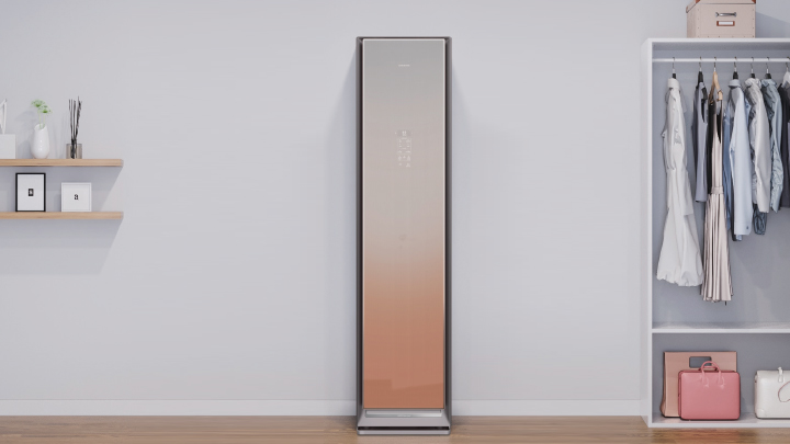 옷장 옆 에어드레서