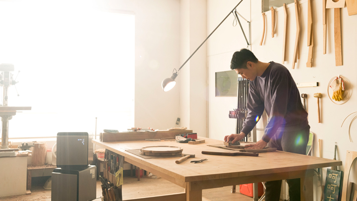 윤여범씨의 작업 모습