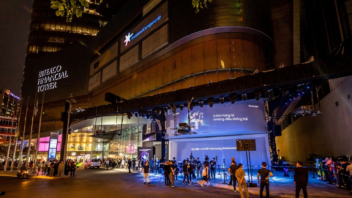 베트남 호찌민의 비텍스코(Bitexco) 파이낸셜 타워에 오프한 ‘삼성 쇼케이스’ 전경