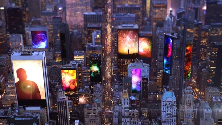 수많은 디스플레이가 집약된 도심