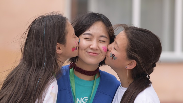 삼성 원위크 카자스흐스탄 봉사 모습