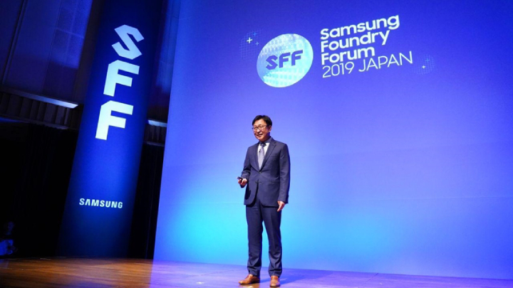 삼성전자 정은승 파운드리 사업부장이 4일 일본 도쿄 인터시티홀에서 열린 ‘삼성 파운드리 포럼 2019 재팬’에서 기조연설을 하고 있다.