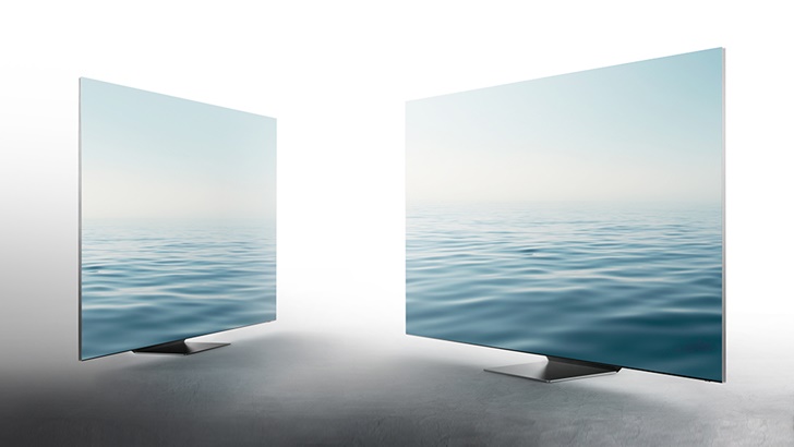2대의 Neo QLED 8K TV가 마주보고 있는 모습