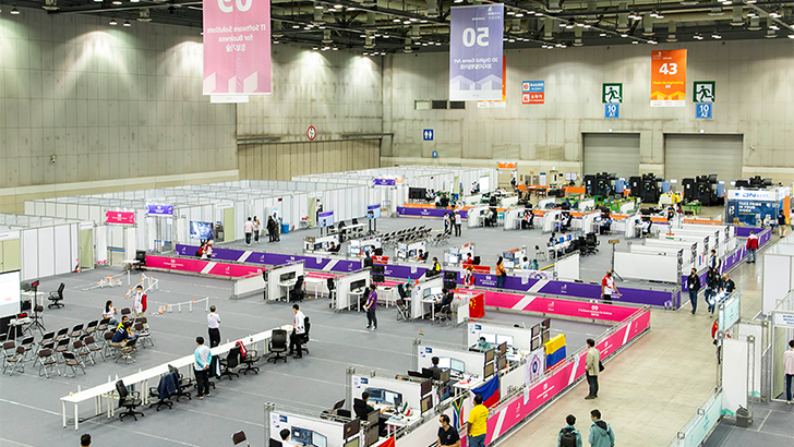 "Technology and people are the foundation for future growth" Samsung