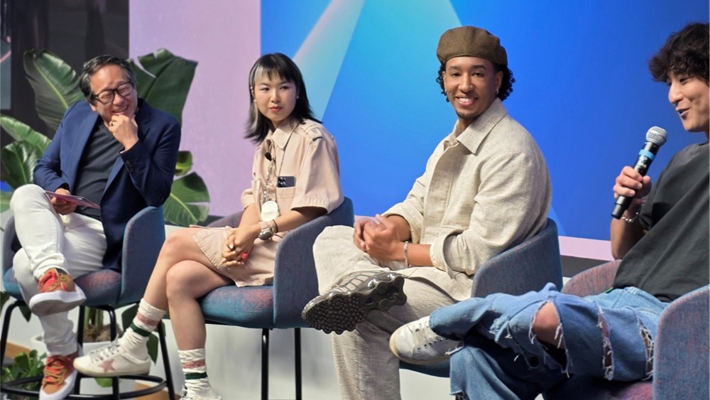 크리에이터와의 토크 세션을 진행하고 있는 삼성전자 장성환 부사장