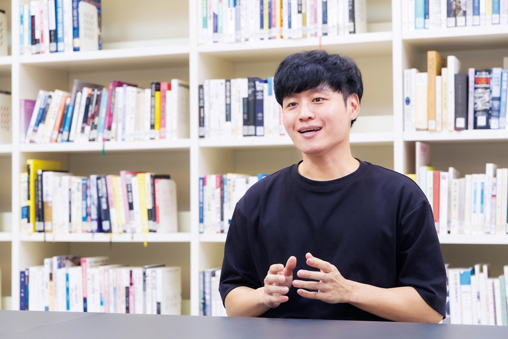 삼성리서치 장준언 프로가 자바 프로그램 LLM 에이전트에 대해 설명하고 있다.