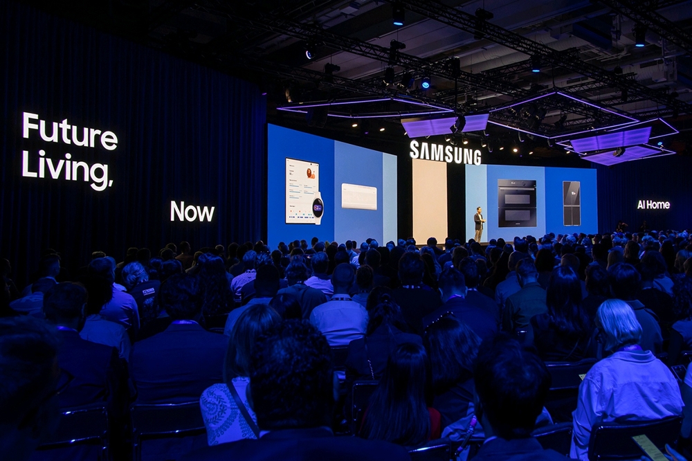 독일 베를린 '메세 베를린'에서 열리는 유럽 최대 가전전시회 'IFA 2025'를 하루 앞둔 4일 개최된 삼성 프레스 컨퍼런스에서 'AI 홈'에 대해 발표하고 있는 삼성전자 DA사업부장 김철기 부사장