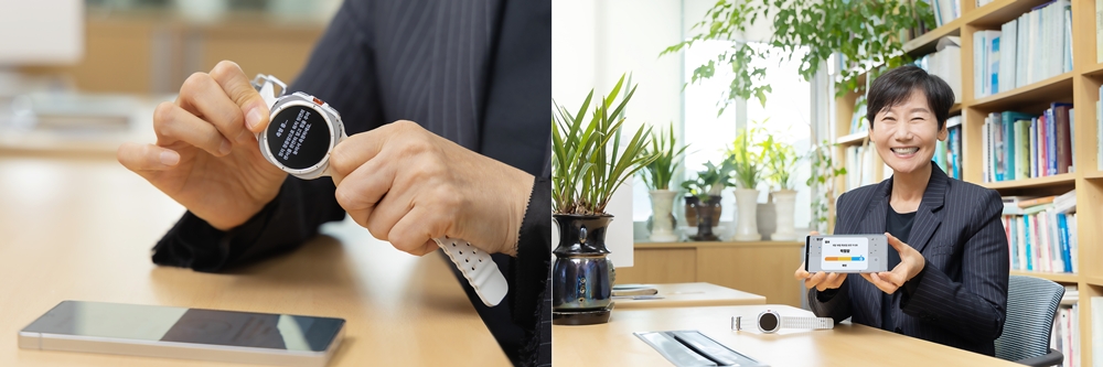 ▲ 정효지 교수가 갤럭시 워치8으로 항산화 지수를 측정했다. 결과는 ‘적정’, 꾸준한 생활 습관 관리의 효과였다.