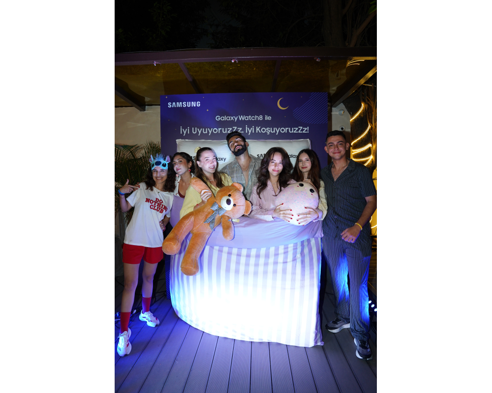 이스탄불에서 ‘갤럭시 워치8’ 파자마 수면 이벤트 개최 사진.
