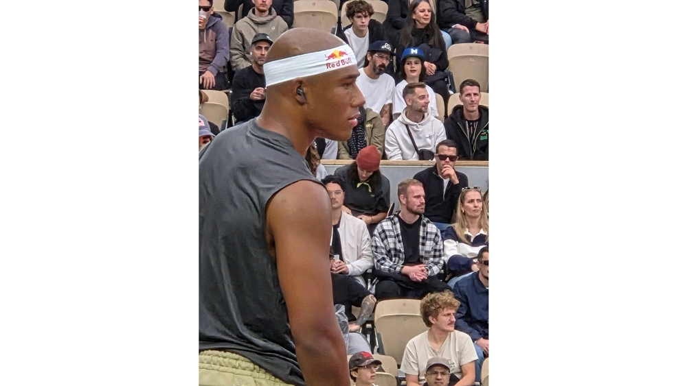 선수들은 갤럭시 버즈3 프로를 착용한 채 고난도 묘기(트릭)를 완벽히 소화했다.