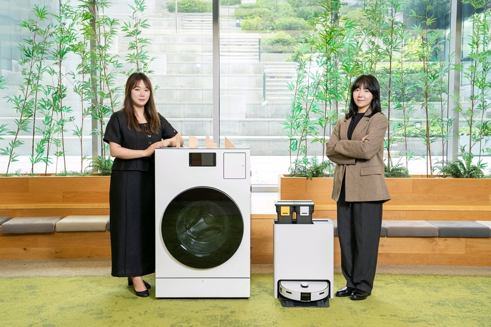 (왼쪽부터) 삼성전자 DA사업부 신현빈 프로, 박다위 프로