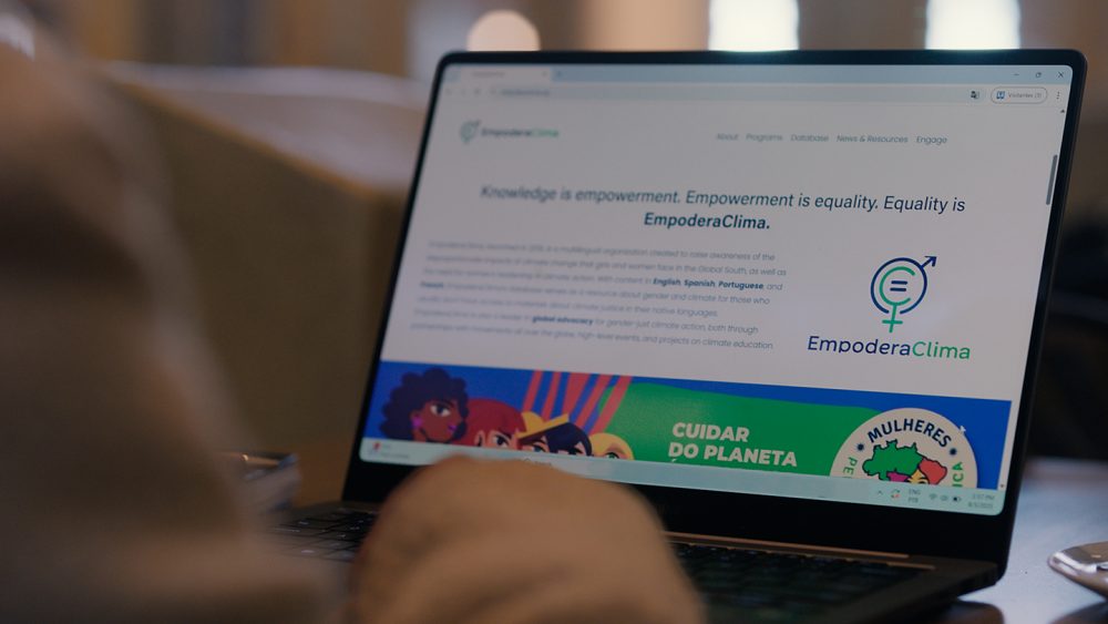 엠포데라클리마 웹사이트는 다국어 교육 자료를 제공해 라틴아메리카를 넘어 전 세계 커뮤니티에 기후 변화 정보를 알리고 있다.