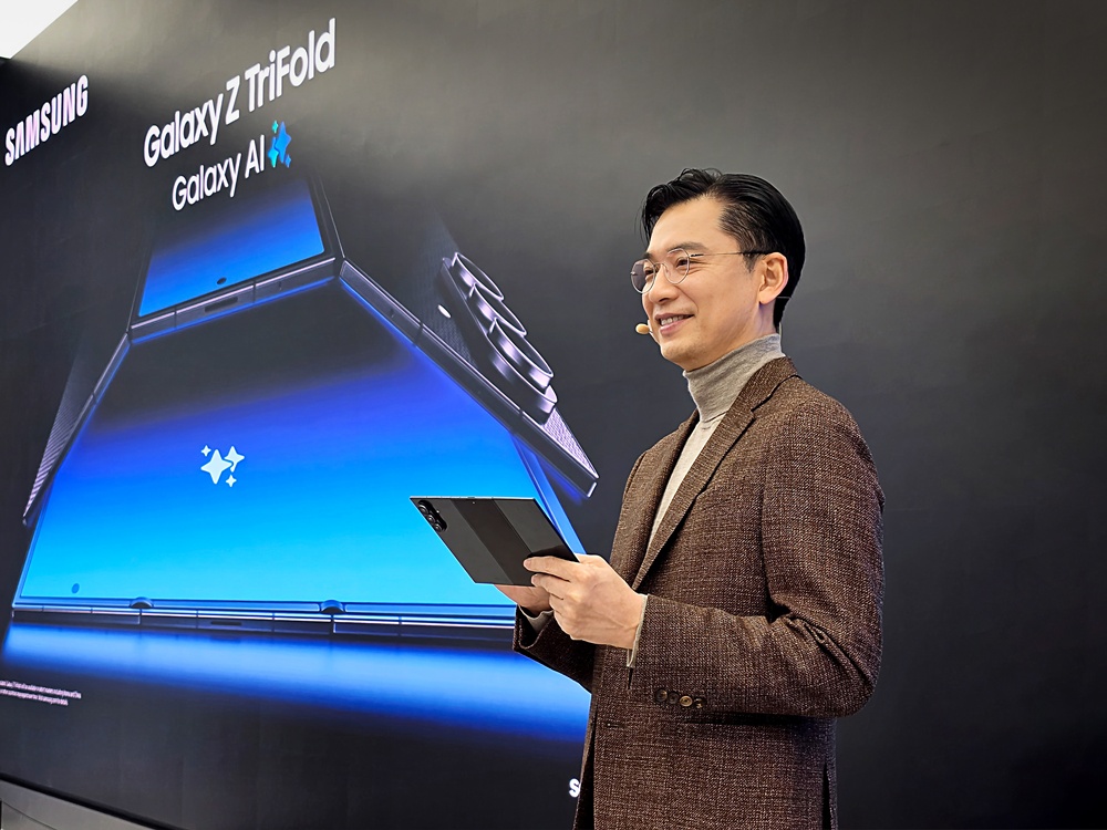 삼성전자 한국총괄장 임성택 부사장이 환영 인사를 하고 있다.