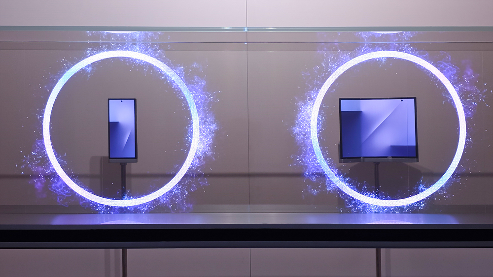 갤럭시 Z 트라이폴드.