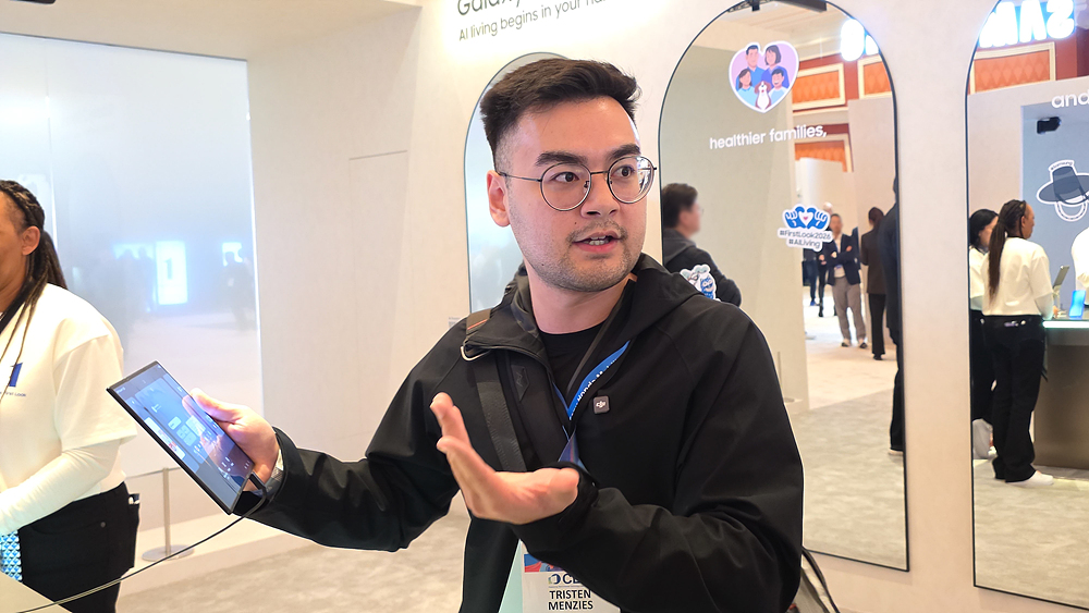 괌에서 온 디지털 콘텐츠 크리에이터 Tristen Menzies.