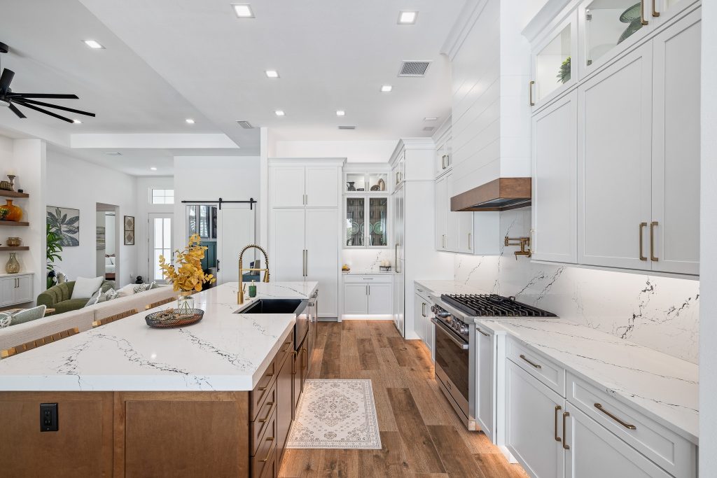 삼성전자 럭셔리 빌트인 주방 브랜드 '데이코(Dacor)' 가전이 플로리다주 비에라(Viera)의 고급 주택단지 '아리페카(Aripeka)'에 공급됐다.