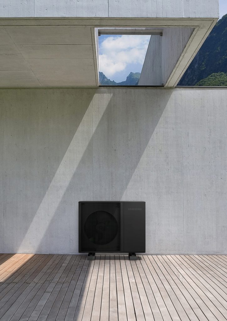 가정용 EHS '모노 R290(Mono R290)'의 라이프스타일 이미지.
