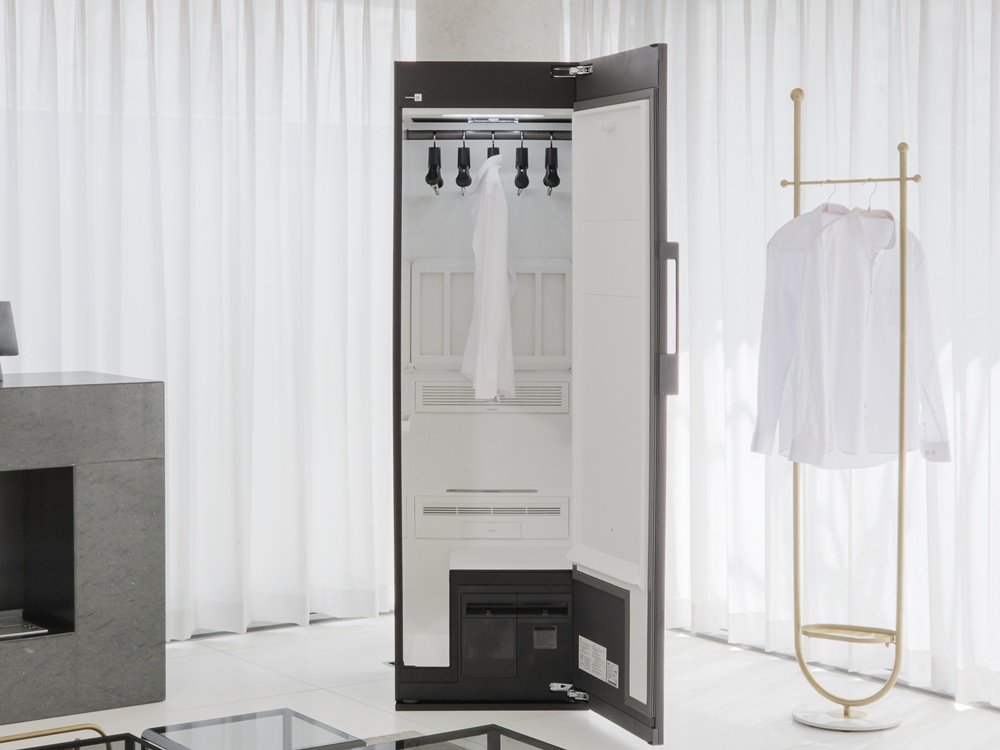 강력한 주름 케어와 고도화된 AI 건조 기능으로 다림질과 건조 부담을 획기적으로 줄인 비스포크 AI 에어드레서.