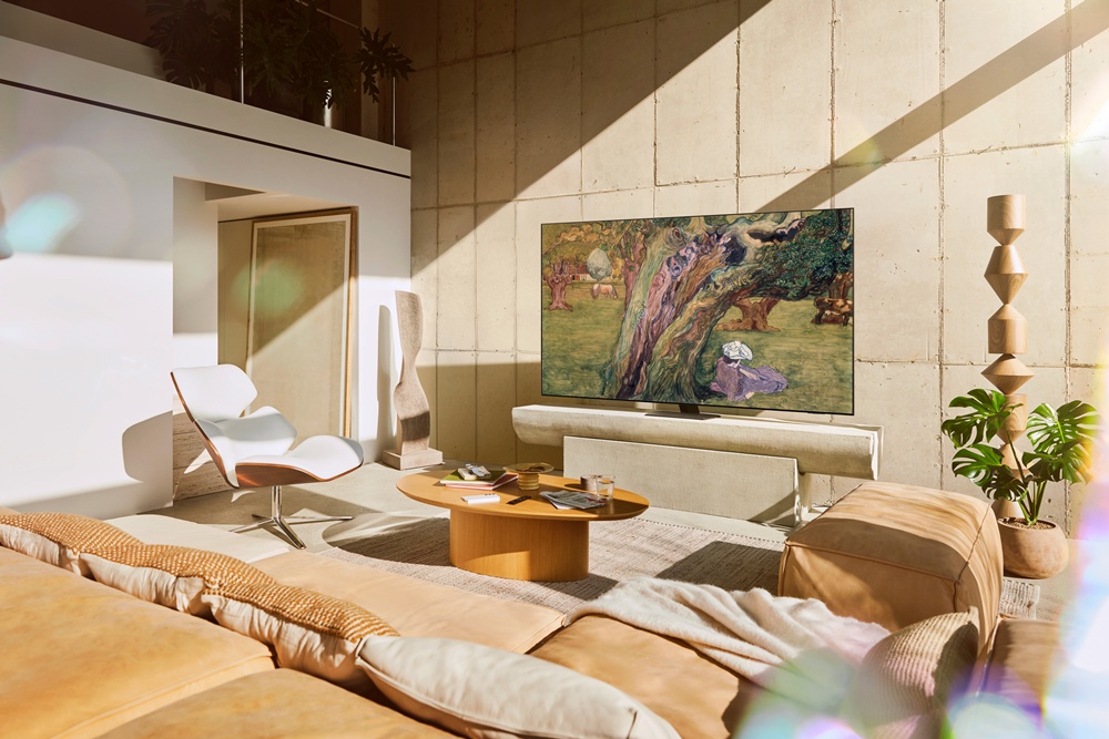 삼성 네오 QLED TV에 전시된 얀 투롭의 ‘서리의 오래된 오크 나무(Old Oaks in Surrey, 1890)’. 정교한 작품 묘사와 특유의 색감을 압도적인 화질로 구현했다.