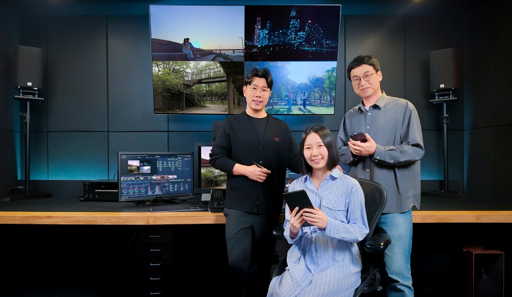 (왼쪽부터) 갤럭시 S26 울트라 Cine LUT 개발 담당 U5K Imageworks 엄태식 대표와 삼성리서치 김보미 프로, MX사업부 백수곤 프로