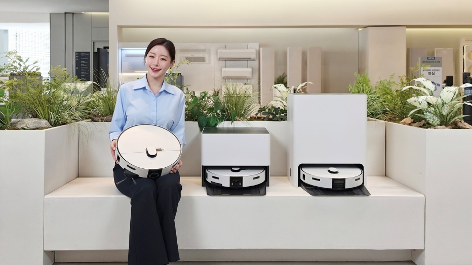 삼성전자 ‘비스포크 AI 스팀’ 로봇청소기, 월 판매 2만 대 돌파