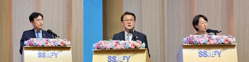 (왼쪽부터) 고용노동부 권창준 차관, 삼성전자 박승희 CR담당 사장, SSAFY 자문의원 류석영 카이스트 교수.